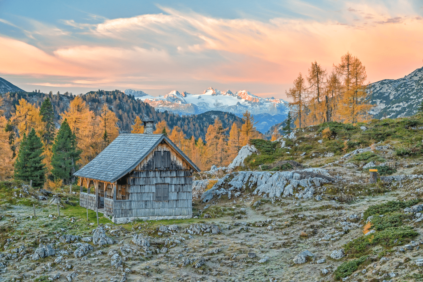 Herfried-Marek-Eine-der-aeltesten-Almen-im-Toten-Gebirge-ist-die-Wildenseealm-